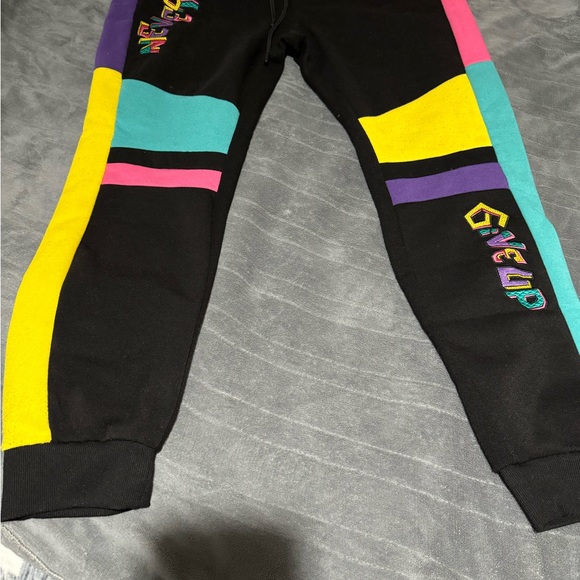 Sweatsuit - Picture 1 of 2